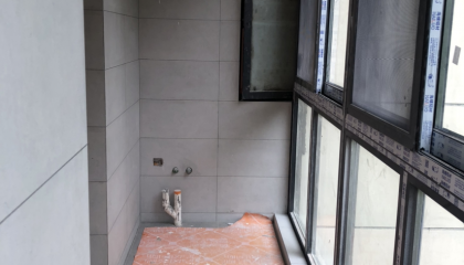 東湖大郡瓦工階段